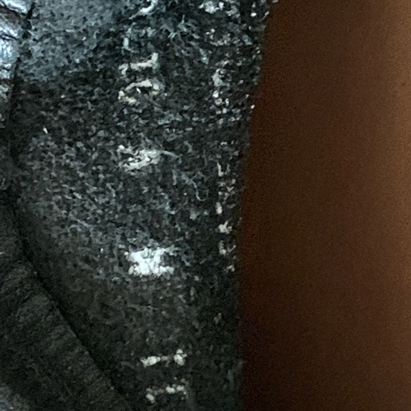 Shoes - Picture 6 of 9